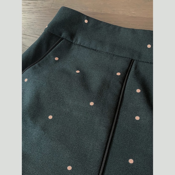 Zara | High-Waist Polka Dot Tailored Shorts - Picture 7 of 10